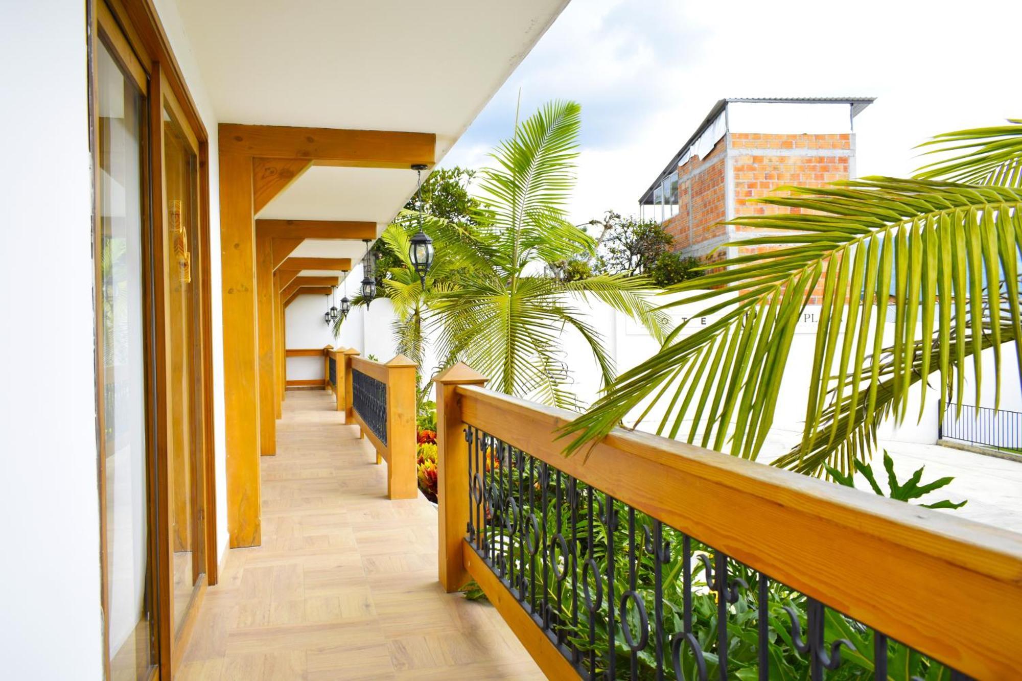 Hotel Gran Plaza San Agustin Exterior photo